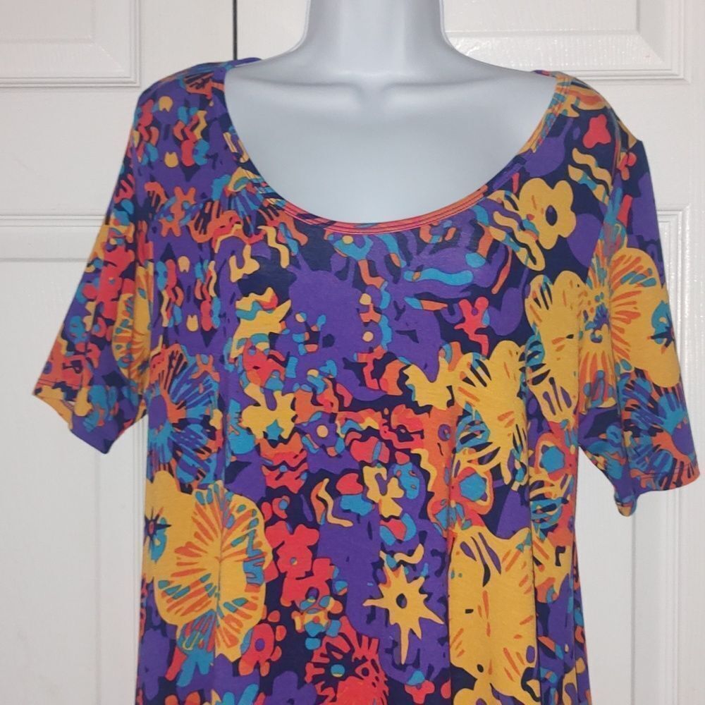 Lularoe Perfect Tee Tunic Bold Pattern Bright Fun… - image 3